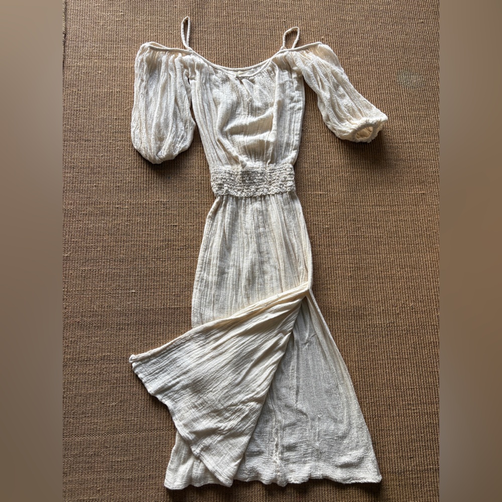 Jen’s Pirate Booty Cream Off-Shoulder Muslin Dress. Malibu, CA